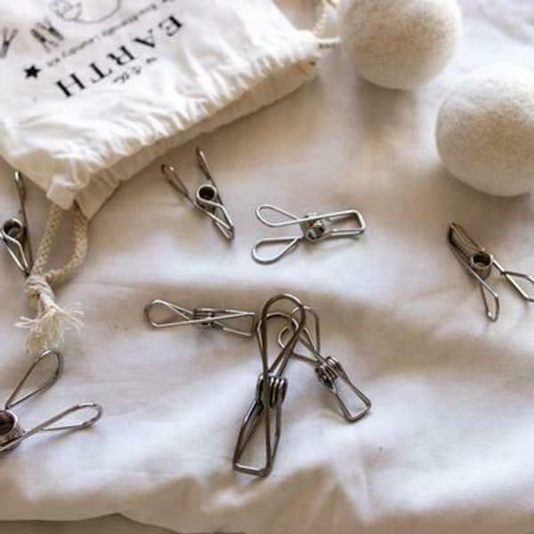 ECO LAUNDRY BALLS AND PEGS