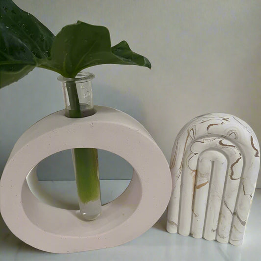 Eco Resin Propagation Vase